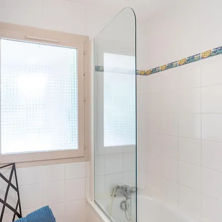 Appartamento Cap Negre - Domaine De La Pinede-4 By Interhome