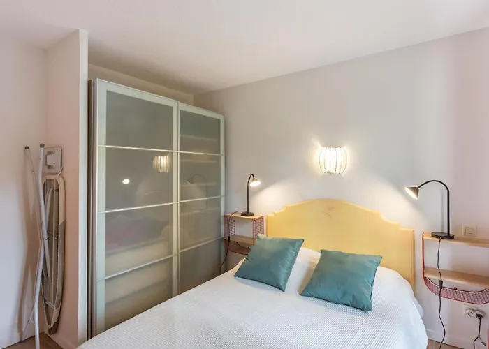 Cap Negre - Domaine De La Pinede-4 By Interhome * Aigue-Belle