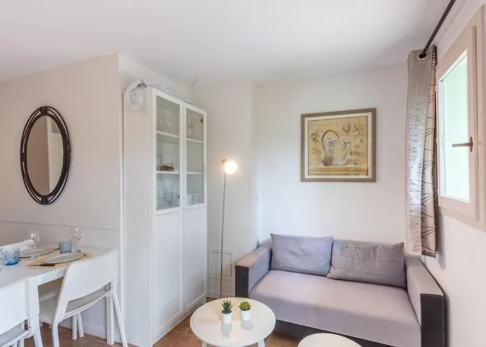 Cap Negre - Domaine De La Pinede-4 By Interhome *