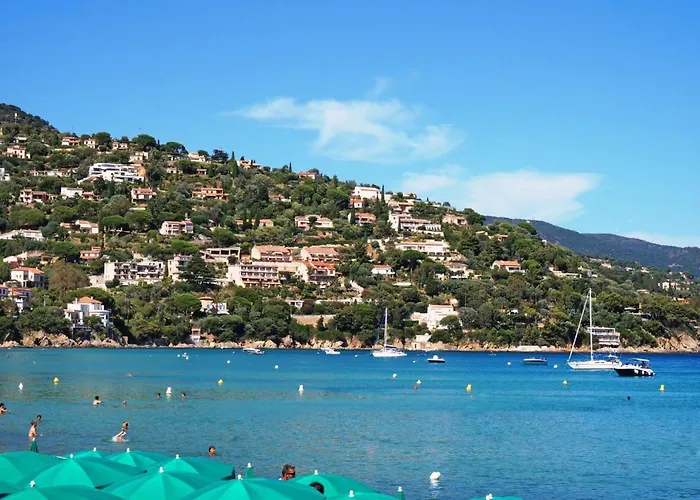 شقة Cap Negre - Domaine De La Pinede-4 By Interhome Aigue-Belle